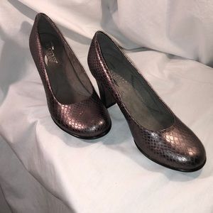 AEROSOLES Major Role Metallic/Silver Snake Heels